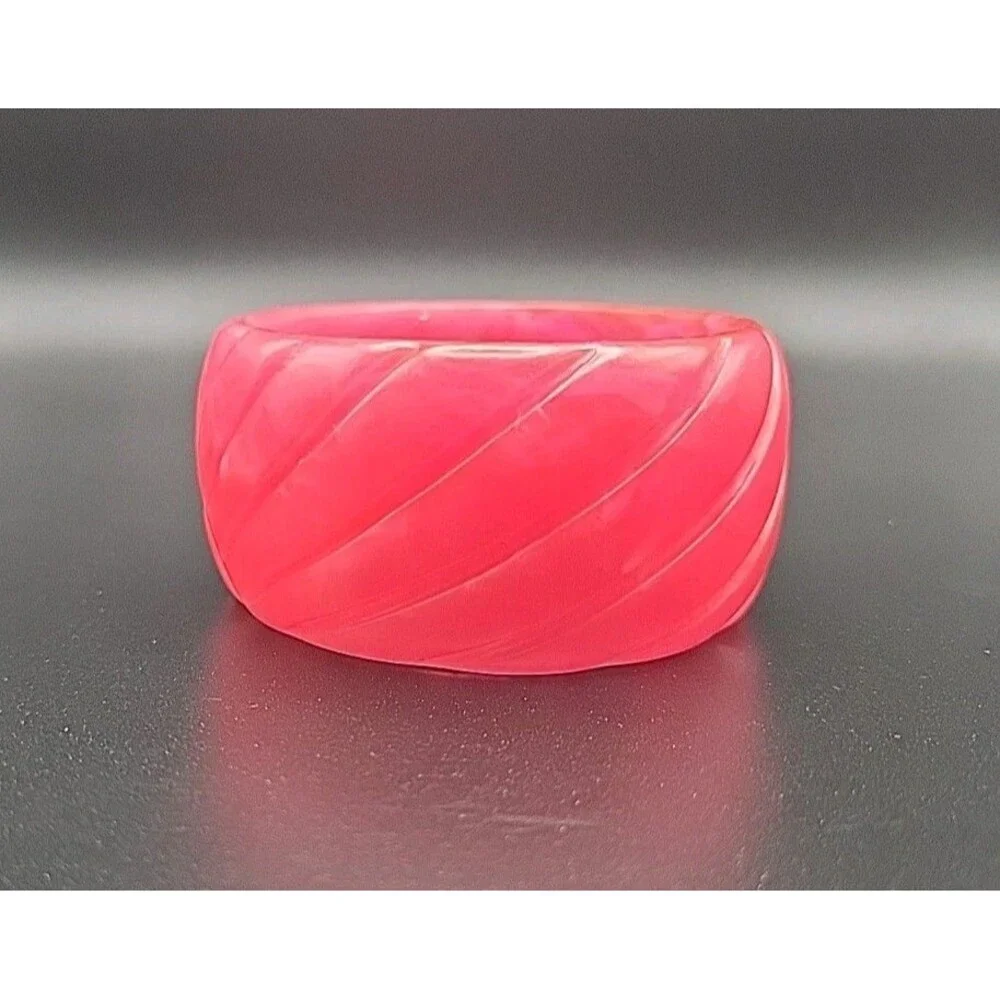 Vintage Chunky Bangle Bracelet Lot 3 Pink Tiger Lucite Carved Resin Wood Leaf